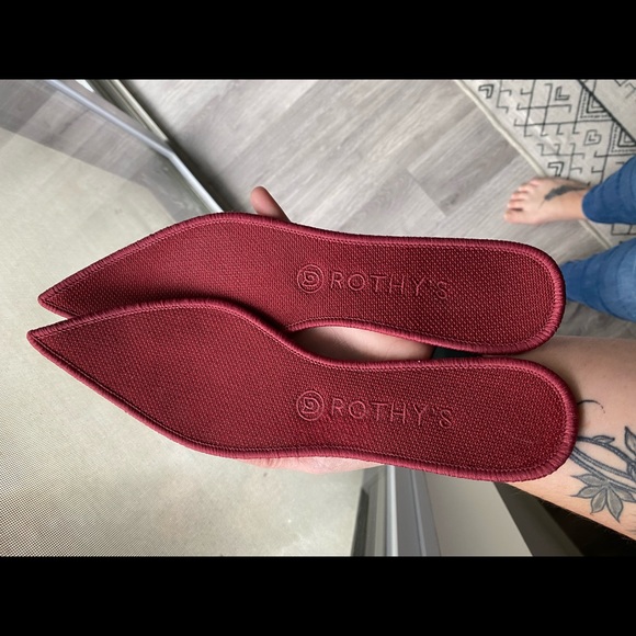 SOLD! Rothy’s Cinnamon Points 10.5 - Picture 5 of 8